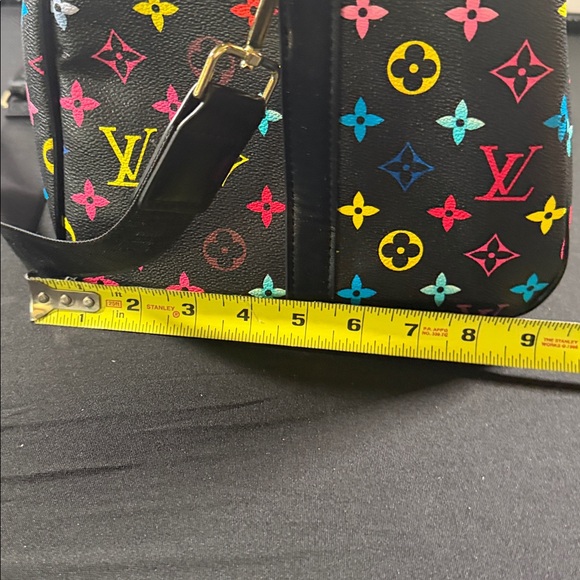 SUPER COOL Fashion Duffle Bag - Picture 13 of 13